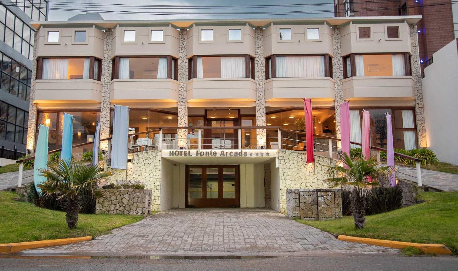 Hotel Fonte Arcada Villa Gesell Esterno foto