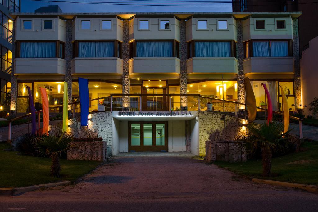 Hotel Fonte Arcada Villa Gesell Esterno foto