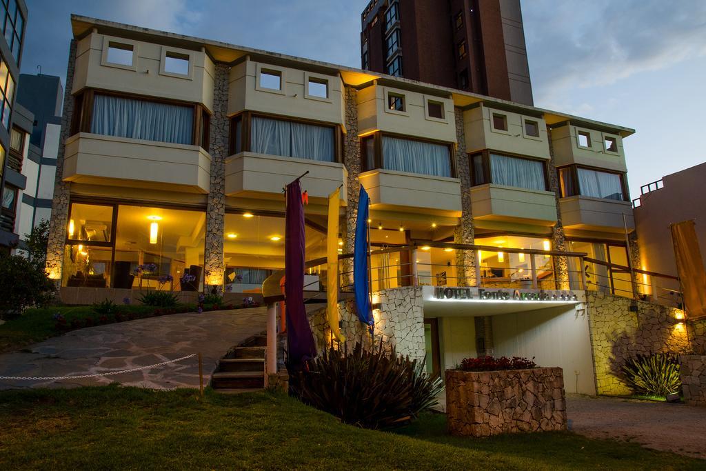 Hotel Fonte Arcada Villa Gesell Esterno foto