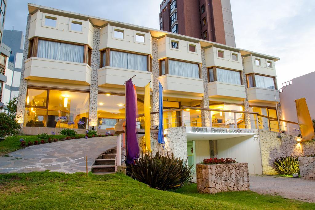 Hotel Fonte Arcada Villa Gesell Esterno foto